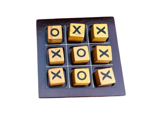 Noughts & Crosses – Classic Wooden Tic-Tac-Toe Game